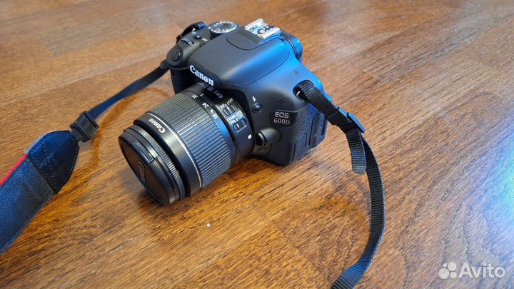 Зеркальный фотоаппарат canon EOS 600d