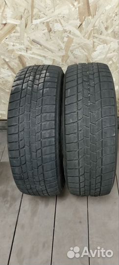 Goodyear Ice Navi SUV 215/65 R16