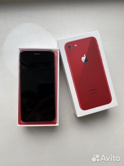 Телефон iPhone 8 64 gb