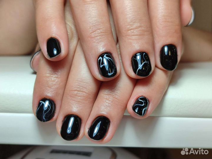 Маникюр на дому