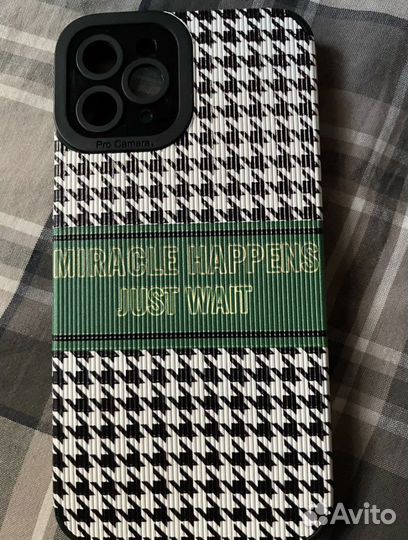 Чехол на iPhone 12