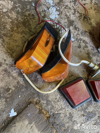 Задние фары от машины