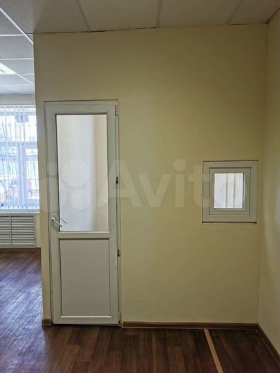 Офис, 25 м² на 1 эт.+ бесплатн. парковочное место