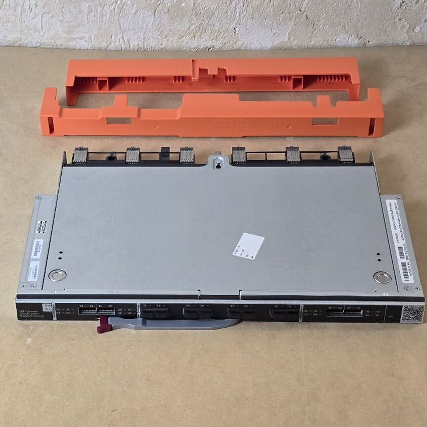 [815267-001] Hpe Brocade 16gb Fc Switch Module Для Synergy 815267-001