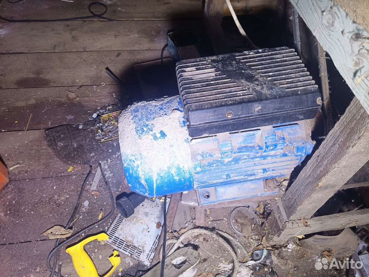 Электродвигатель 220в