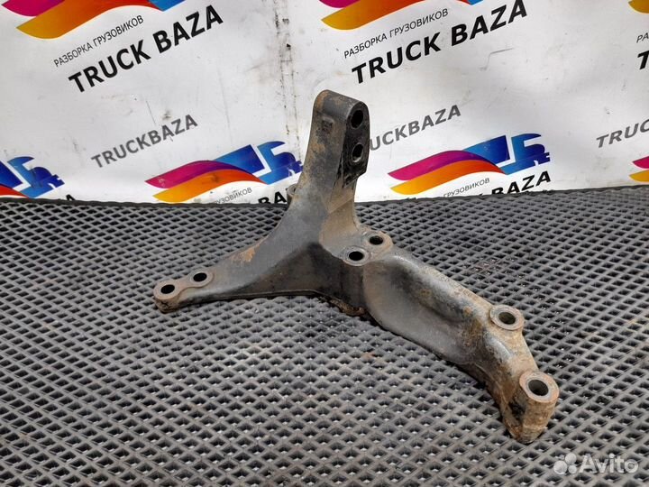 Кронштейн двигателя задний правый