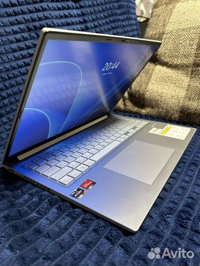 Ультрабук asus vivobook 16 M1605YA-MB261