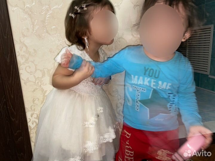 Платье нарядное