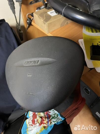 Fiat Punto 176 подушка в рулевое колесо