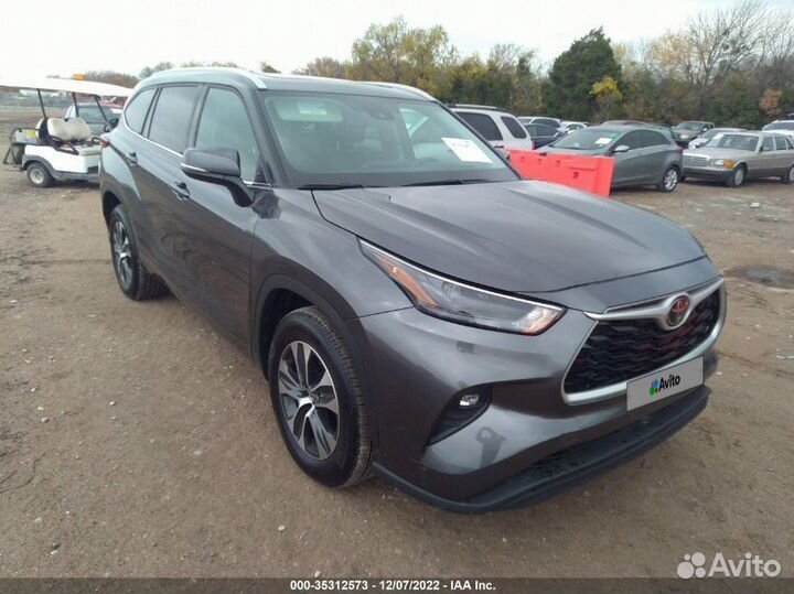 Toyota Highlander 3.5 AT, 2022, 11 643 км
