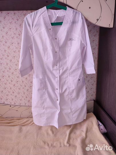 Медицинский халат женский