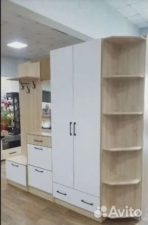 Шкаф распашной двухстворчатый