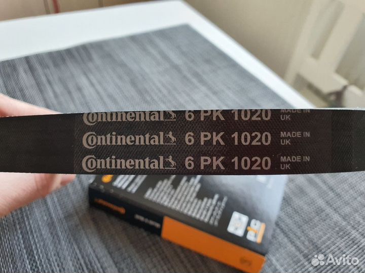 Поликлиновой ремень Continental 6PK1020