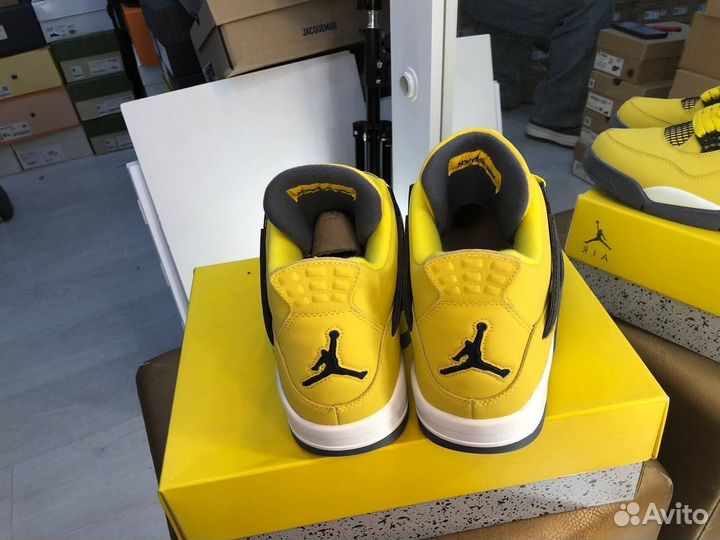 Nike Air Jordan 4 Retro Lightning