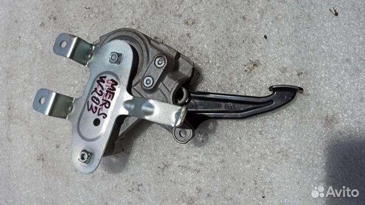 Педаль ручного тормоза Volkswagen phaeton