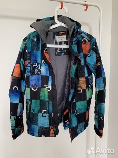 Горнолыжная куртка quiksilver