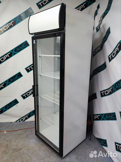 Холодильный шкаф