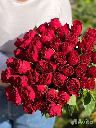 Букеты 21, 35, 51, 101 розы букет гигант