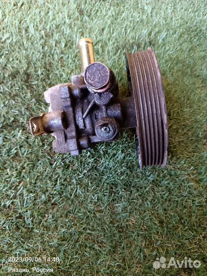 Насос гур Mitsubishi Outlander 1 2.4