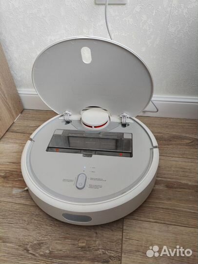 Робот-пылесос Mi Robot Vacuum