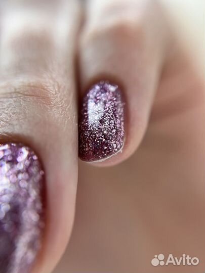 Модель на маникюр