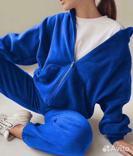 Шикарный женский костюм