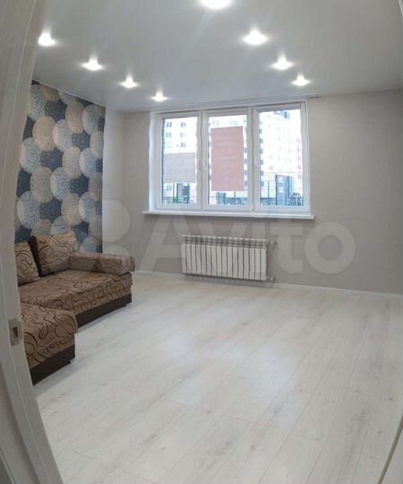 2-к. квартира, 70 м², 1/16 эт.