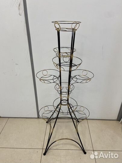 Стойка под цветы в горшках