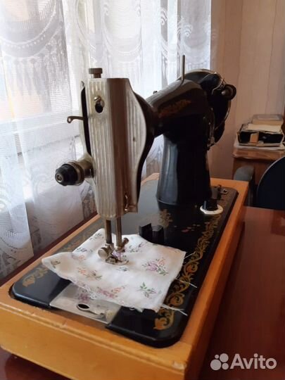 Швейная машина