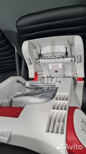 Автомобильное кресло Britax romer king 2