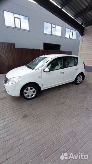 Renault Sandero, 2014
