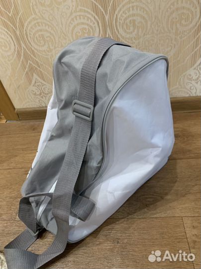 Коньки, сумка, спиннер