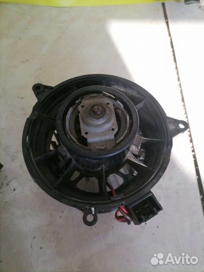 Моторчик отопителя Ford Fusion