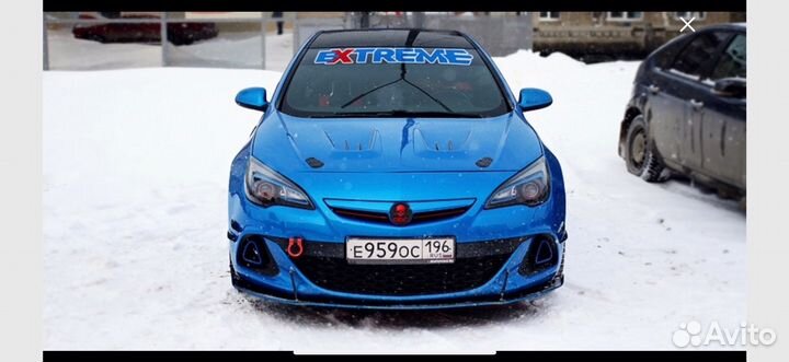 Тюнинг капот на Опель Астра GTC/OPC J