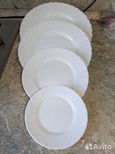 Тарелки салатные, селёдочницы