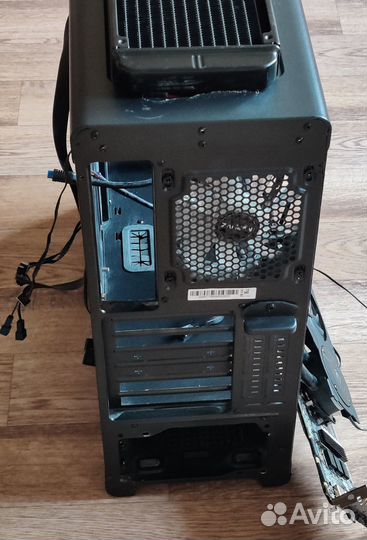 Видеокарта gigabyte 1070Ti +водяное охлажд.+корпус