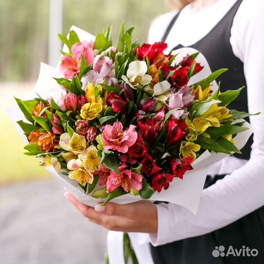 Живые цветы букеты розы, с доставкой