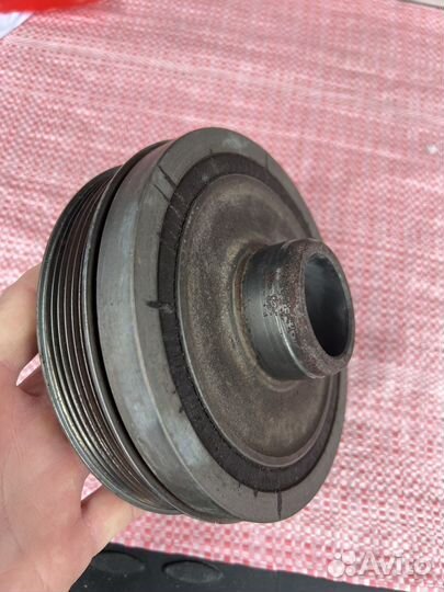 Демпфер крутильных колебаний шкив коленвала BMW