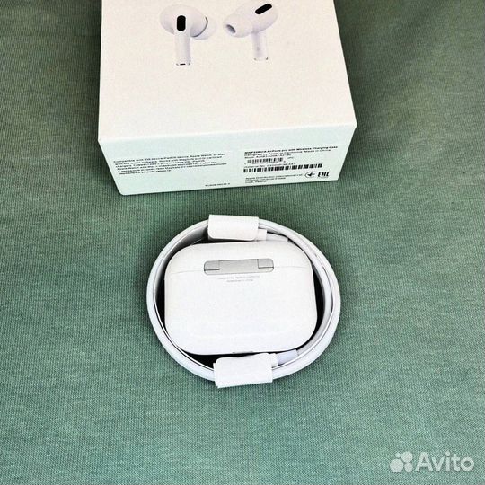 AirPods Pro 2: Ваш звуковой компаньон