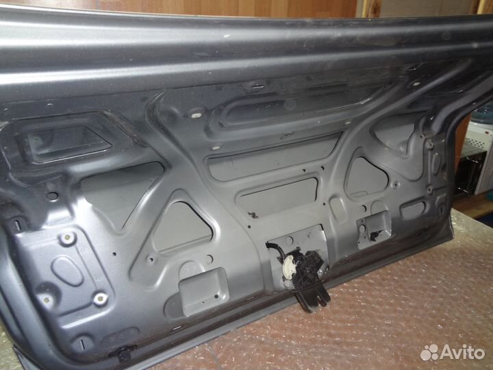 Крышка багажника Audi A8 d3 03-10