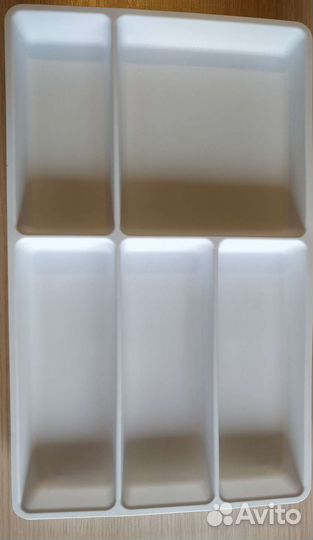 Лоток для столовых приборов новый