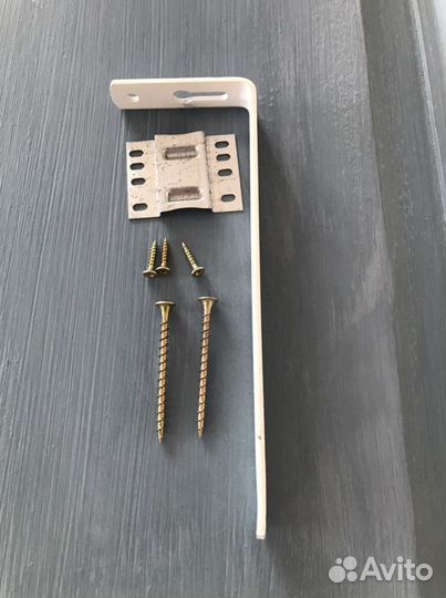 Кронштейн для карниза