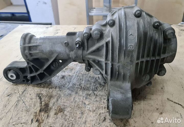 Передний редуктор Mercedes W166 6.3 AMG