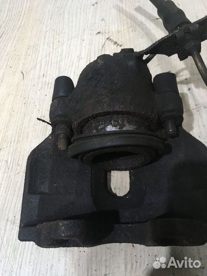 Суппорт тормозной передний правый Ауди А4 Б5