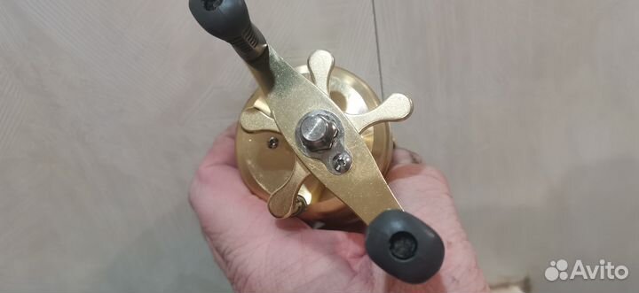 Мультипликаторная катушка Tzlac ho:gun 300