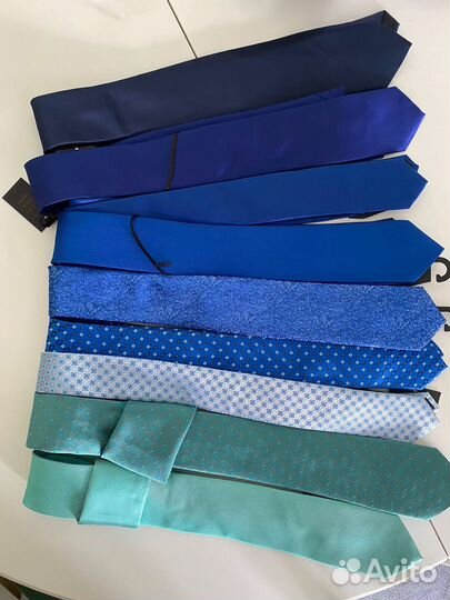 Галстуки разных расцветок