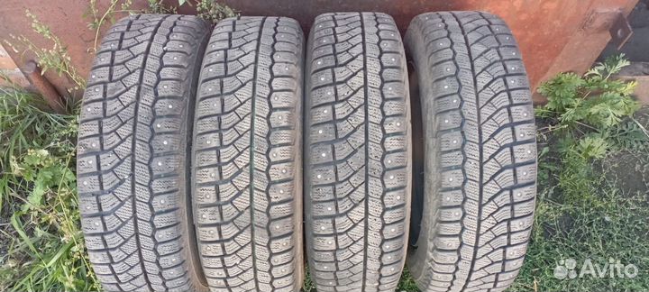Комплект зимних колёс (шипы)