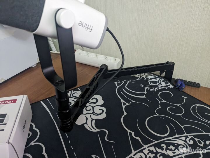 Кронштейн для микрофона Ulanzi ls26