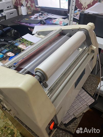 Рулонный ламинатор