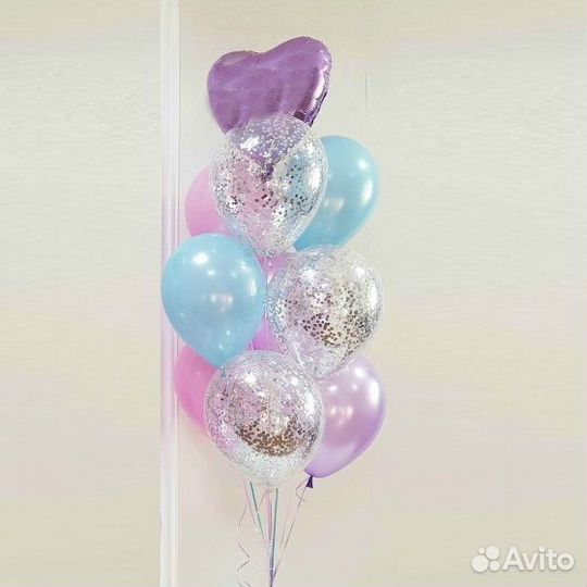 Надуваю шары гелием